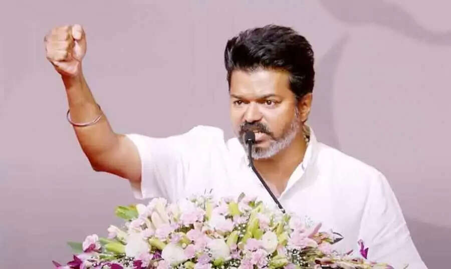 சேலத்தில் தவெக கூட்டத்தில் 4998 பேர் மட்டுமே நிகழ்ச்சியில் கலந்து கொள்ள அனுமதி..!!