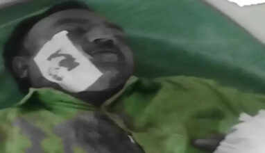 ஆசிரியர்