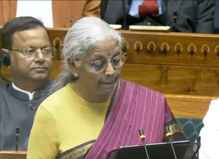 ஏப்ரல் 1 முதல் அமலுக்கு வரும் புதிய வருமான வரிச் சட்டம் - இனி வரி கட்டுவது இவ்வளவு சுலபமா?