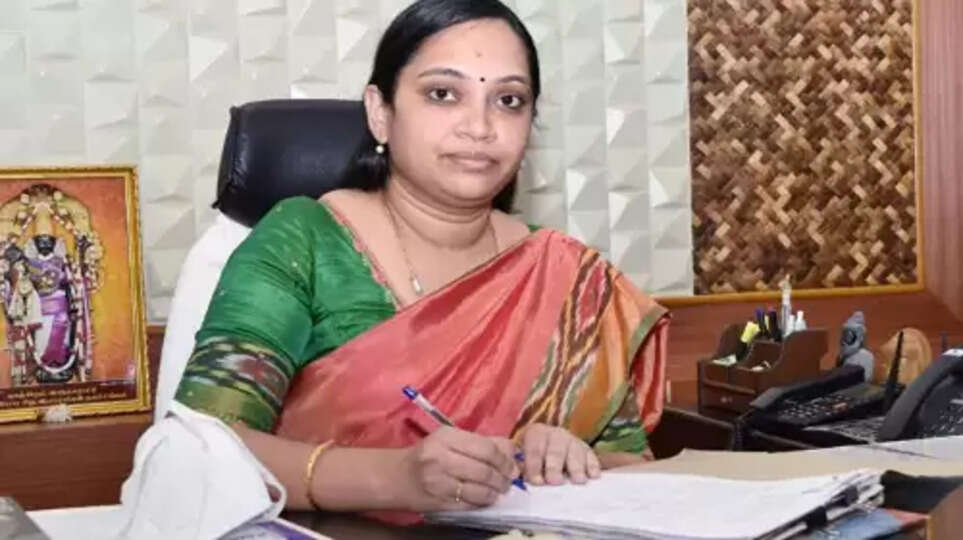 vinayagar chaturthi - Kanchipuram Collector Aarthi