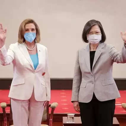 தைவானுக்கு அதிநவீன போர் தளவாடங்களை விற்கும் அமெரிக்கா..