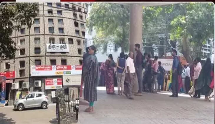 சென்னையில் நில அதிர்வு -  மக்கள் அலறியடித்து வெளியேறினர்..