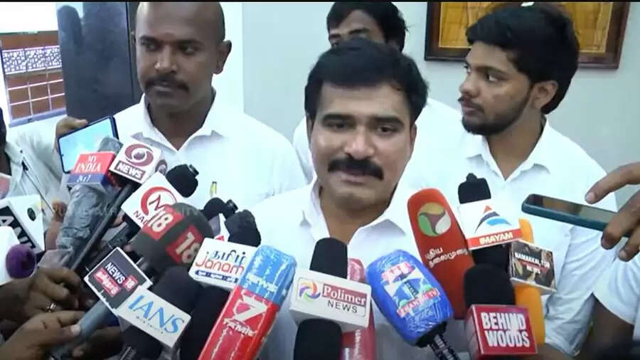 “விஜய்க்கு மக்கள் அளிக்கும் செல்வாக்கை கண்டு திமுகவுக்கு பயம் வந்துவிட்டது”- நிர்மல்குமார்