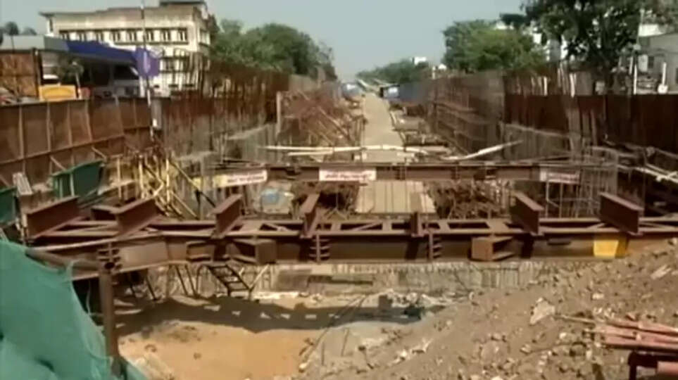 சென்னை மெட்ரோ 2ம் கட்ட பணி : அடையாறு ஆற்றில் சுரங்கம் தோண்டும் பணி இன்று தொடக்கம்.. 