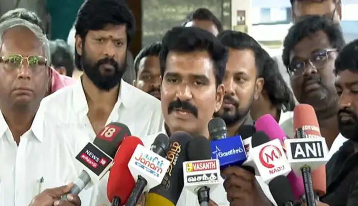 சட்டசபைக்குள் வருவதற்கோ, MLAவாக இருப்பதற்கோ உதயநிதிக்கு தகுதி இல்லை- நிர்மல்குமார்