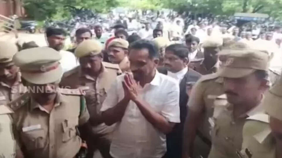 எம்.ஆர்.விஜயபாஸ்கரிடம் 2வது நாளாக தீவிர விசாரணை.. 