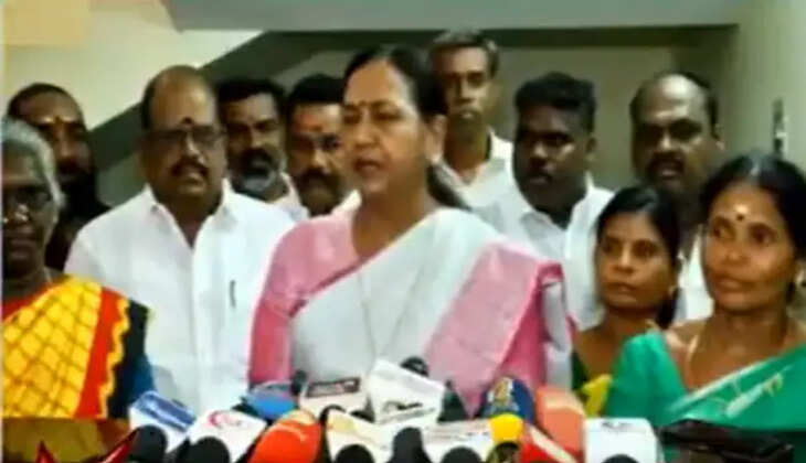 &ldquo;சினிமா பார்த்து அழுதுட்டு சீன் ஓட்டுவது &nbsp;இல்லை அரசாங்கம்&rdquo;- &nbsp;பிரேமலதா விஜயகாந்