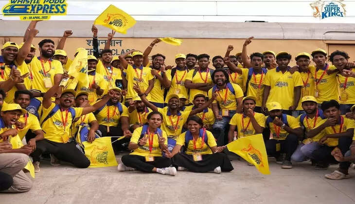 சென்னை வந்தடைந்தது விசில் போடு எக்ஸ்பிரஸ் ரயில்.. ரசிகர்கள் உற்சாகம்...