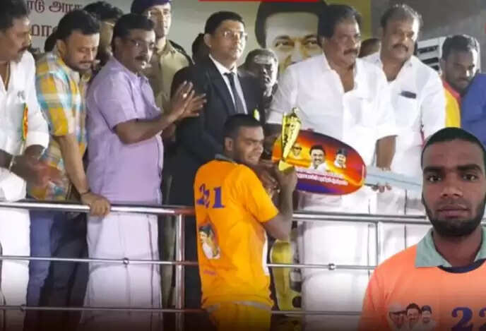 பாலமேடு ஜல்லிக்கட்டில் சிறந்த மாடுபிடி வீரராக குலுக்கல் முறையில் அஜித் தேர்வு