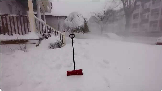 சீனாவில் களைகட்டிய கிறிஸ்துமஸ் கொண்டாட்டம்.. ஆனால் அமெரிக்காவில்..