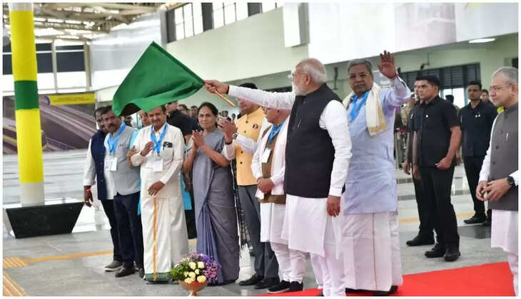 பெங்களூருவில் 3 வந்தே பாரத் ரயில் சேவைகளை தொடங்கி வைத்த பிரதமர் மோடி..&nbsp;&nbsp;
