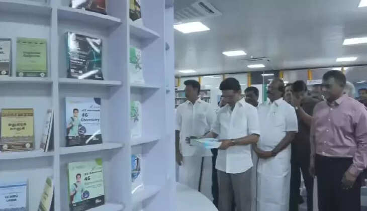 இனி சென்ட்ரல் ரயில் நிலையத்திலேயே&nbsp; பாடப்புத்தகங்கள் கிடைக்கும்.. இணையதள வசதியும் ஏற்பாடு..