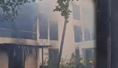 பங்களா வீட்டில் பற்றிய தீ- தம்பதி பலி