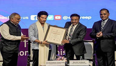 தேர்தல் ஆணையத்தின் விளம்பர தூதரானார் சச்சின்!