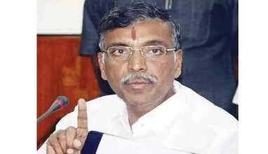 கே.பி.அன்பழகன்