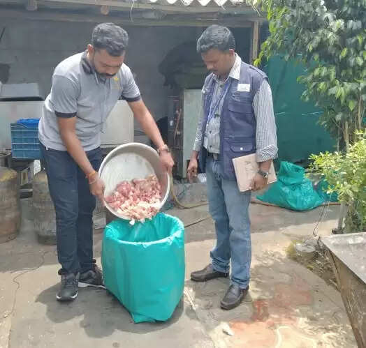 சேலத்தில் 133 கிலோ கெட்டுப்போன இறைச்சி பறிமுதல்