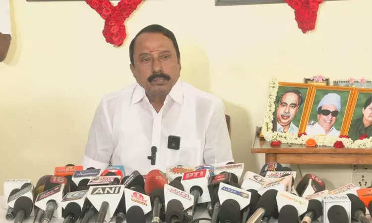 #JUST IN : அதிமுகவில் இருந்து என்னை நீக்கியதற்காக வழக்கு தொடர்வேன்: செங்கோட்டையன் பேட்டி..!