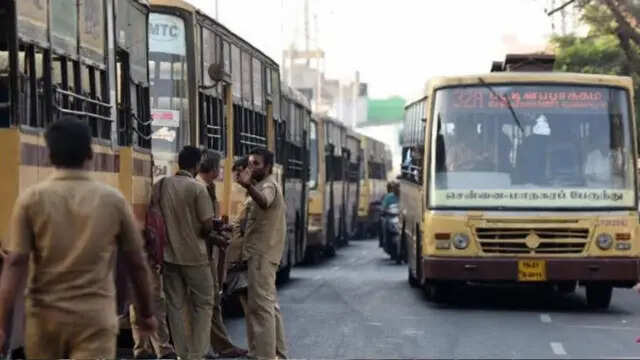 போக்குவரத்து ஊழியர்கள்