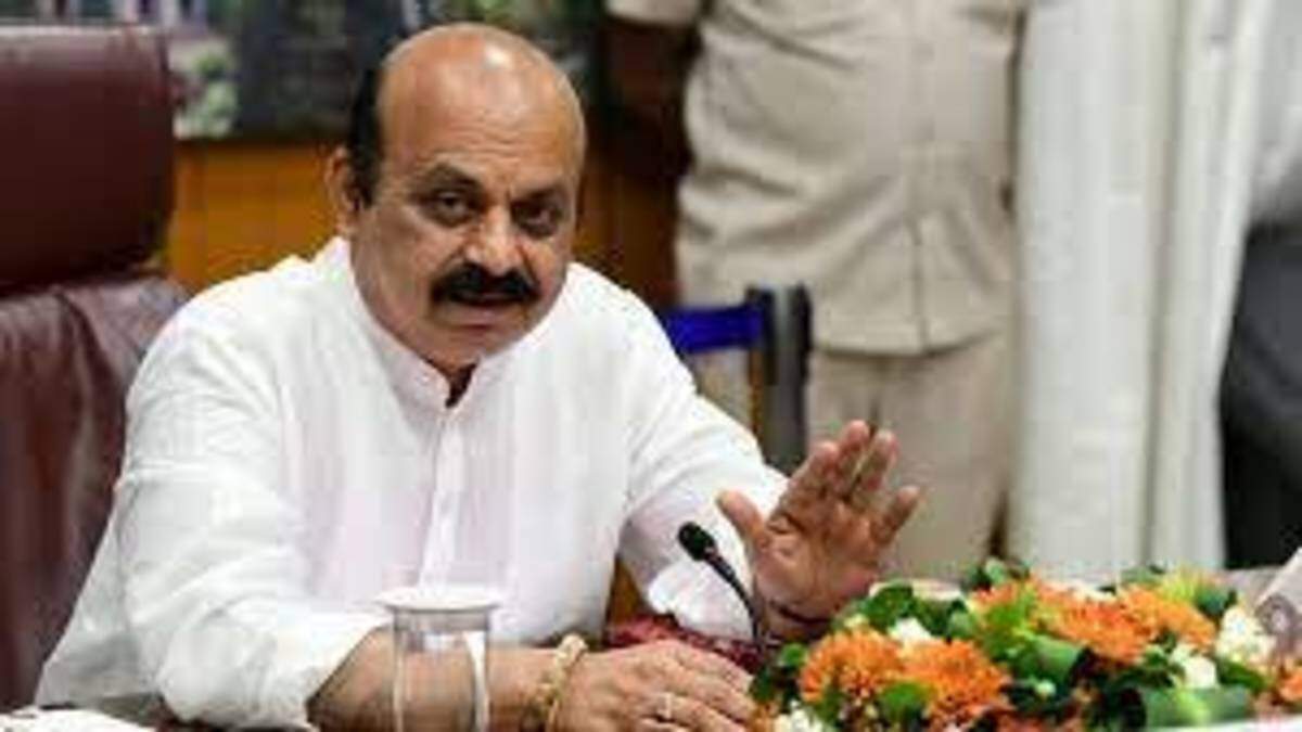 கோவிட் விதிமுறைகளை யார் மீறினாலும் சட்டப்படி ஒரே மாதிரி நடவடிக்கை.. கர்நாடக முதல்வர் எச்சரிக்கை