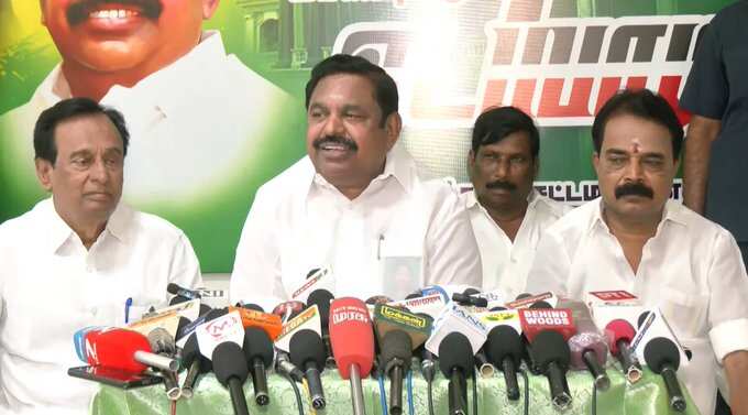 வரும் 31ம் தேதி கூடுகிறது அதிமுக மாவட்டச் செயலாளர்கள் கூட்டம்