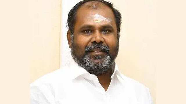 சட்டமன்றத்துக்கு நான் சென்றிருந்தால் த.வெ.க. எம்.எல்.ஏ.க்களுக்கு நெஞ்சு வலி ஏற்பட்டிருக்கும்- ஆர்.பி. உதயகுமார்..!!