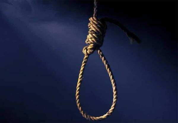 தூத்துக்குடி அருகே கல்லூரி மாணவர் தூக்கிட்டு தற்கொலை!