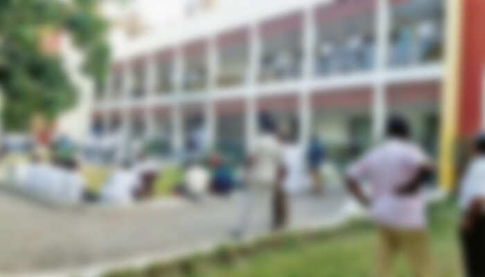 திமுகவிலும் கூவத்தூர் ஸ்டைல் - சொகுசு ஓட்டல்களில் நிர்வாகிகள் அடைத்து வைப்பு