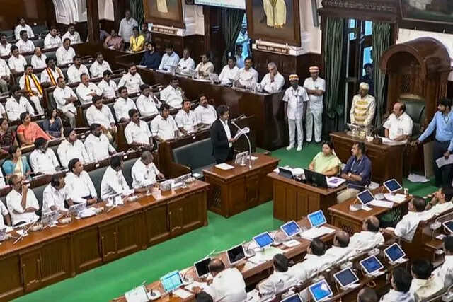 #BREAKING : ஆகஸ்ட் 5 முதல் பட்ஜெட் கூட்டத்தொடர் - சபாநாயகர் அறிவிப்பு..!!