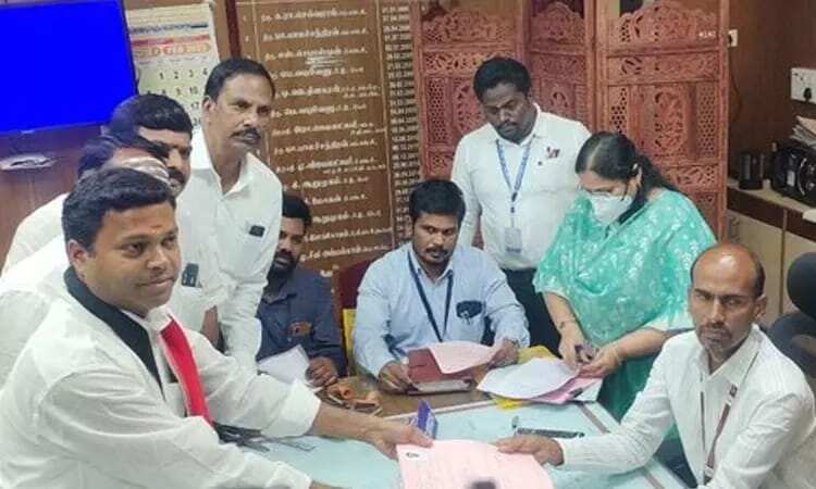 இடைத்தேர்தல் போட்டியில் இருந்து ஓ.பன்னீர்செல்வம் தரப்பு வாபஸ்?