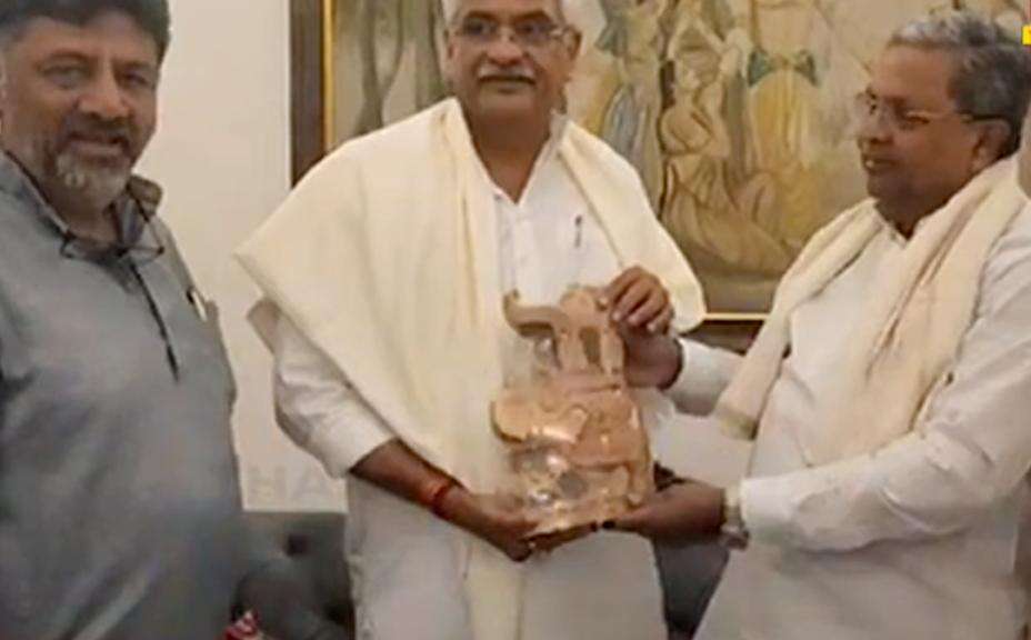 காவிரி விவகாரம் - மத்திய நீர்வளத்துறை அமைச்சருடன் கர்நாடக முதலமைச்சர் சந்திப்பு