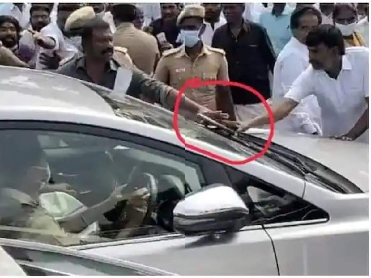 எடப்பாடி கார் முற்றுகை; செருப்பு வீச்சு - டிடிவி தினகரன் மீது புகார்!