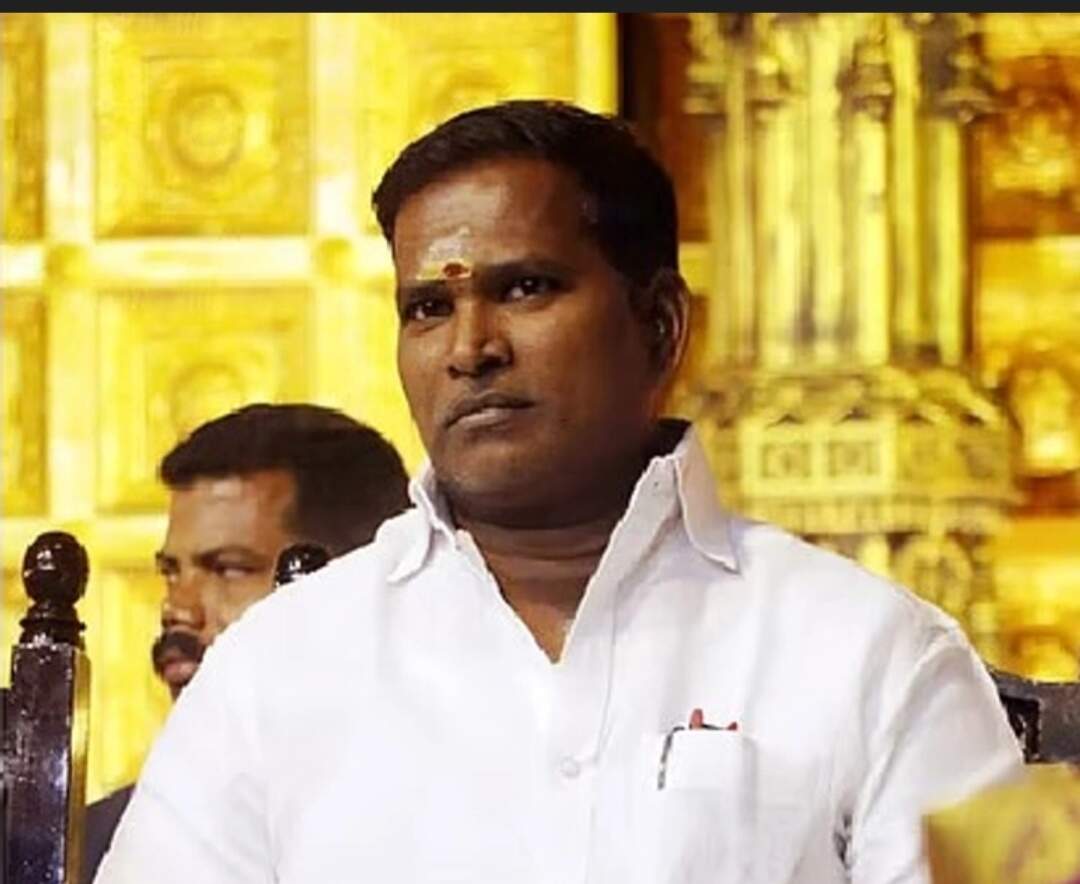 #JUST IN : பாஜகவில் இருந்து விலகினார்!