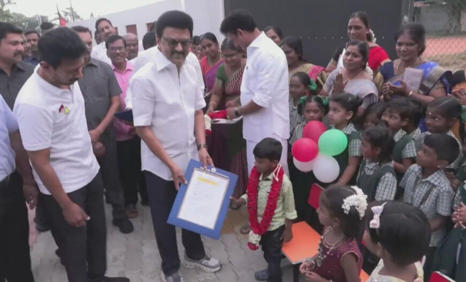 பிறந்த நாளையொட்டி அரசு பள்ளி மாணவர் சேர்க்கையை தொடங்கி வைத்த முதலமைச்சர்!