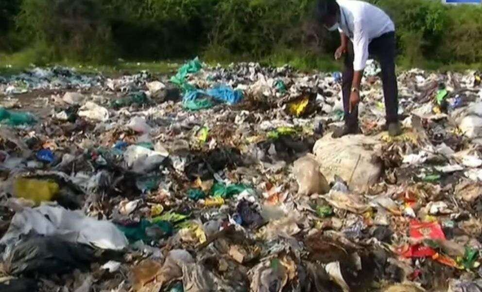 மருத்துவ கழிவு கொட்டப்பட்ட விவகாரம் - மாவட்ட ஆட்சியர் சரமாரி கேள்வி!