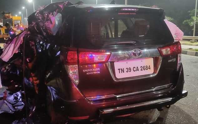 வாளையாறு அருகே கண்டெய்னர் லாரி மீது கார் மோதல்; திருப்பூரை சேர்ந்த இருவர் பலி!