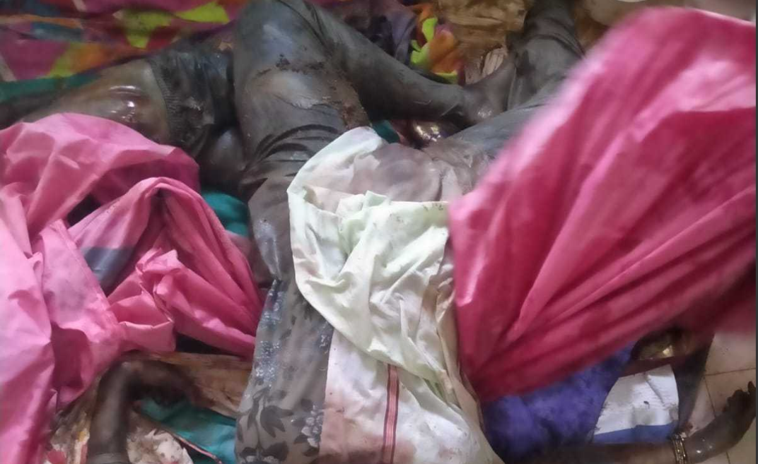 திருமணத்திற்கு புறம்பான உறவில் இருந்த பெண் மகன், காதலனுடன் அழுகிய நிலையில் கண்டெடுப்பு