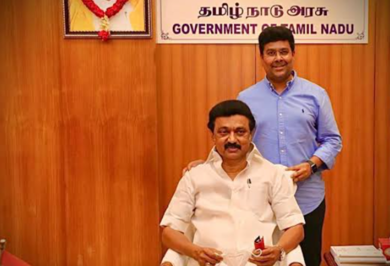 ஸ்டாலினை துவழாமல் தூக்கிவிடும் ‘மாஸ்டர் மைண்ட்’