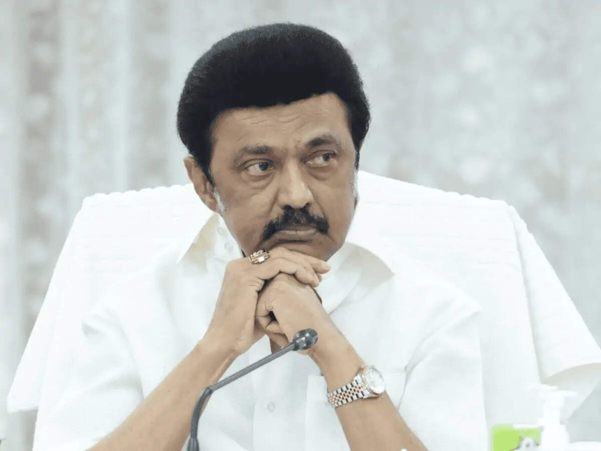 மு.க.ஸ்டாலினின் அலுவலகத்தை முற்றுகையிட்டு போராட்டம் - 800 பேருக்கு சம்மன்