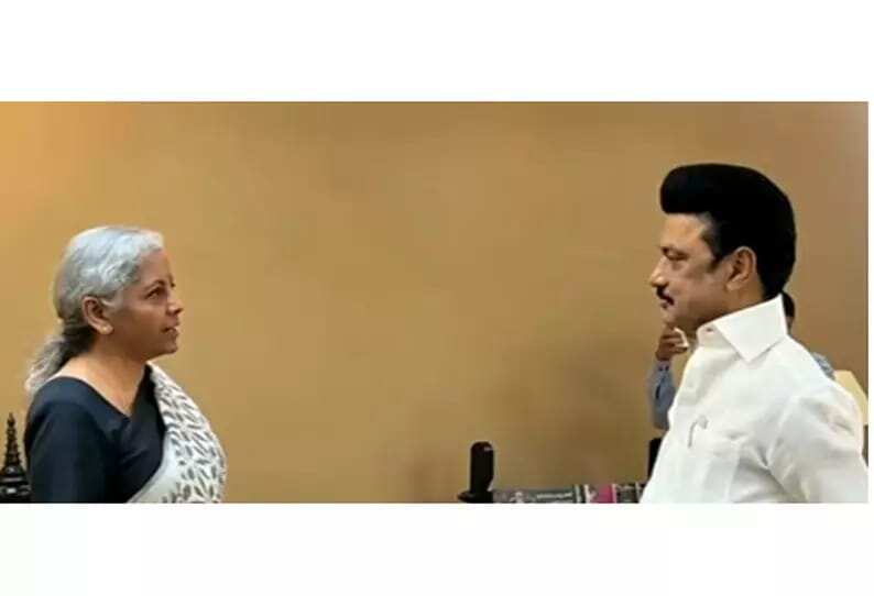நிதி அமைச்சர் நிர்மலா சீதாராமனுடன் முதலமைச்சர் மு.க.ஸ்டாலின் சந்திப்பு!