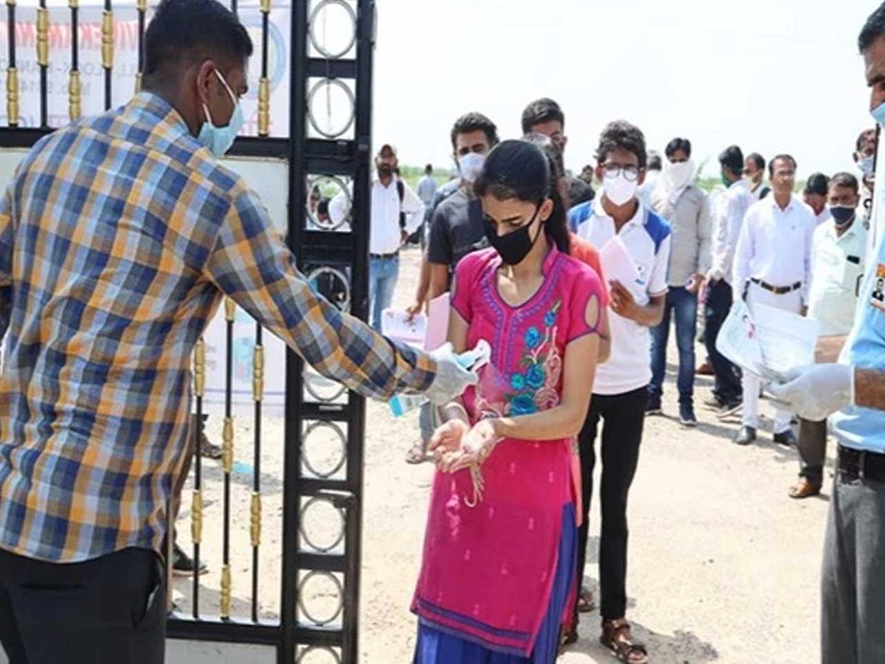 நாடு முழுவதும் நீட் தேர்வு - தேர்வு நேரம் நீட்டிப்பு!!