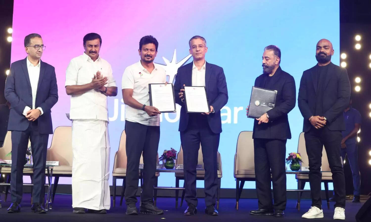 ஜியோ ஹாட்ஸ்டார் தமிழக அரசுடன் புரிந்துணர்வு ஒப்பந்தம்..!