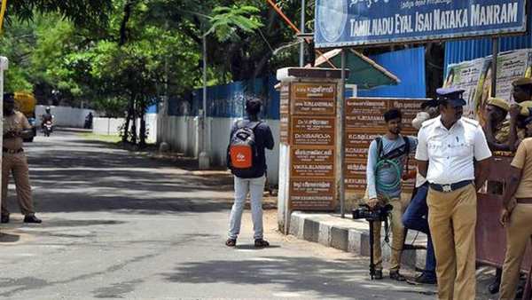 #BREAKING அமைச்சர்களுக்கு சென்னை கிரீன்வேஸ் சாலையில் அரசு பங்களாக்கள் ஒதுக்கீடு