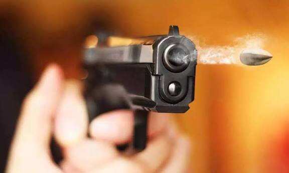 சென்னையில் பதற்றம் : பிரபல ரவுடி சுட்டுப்பிடிப்பு..!!