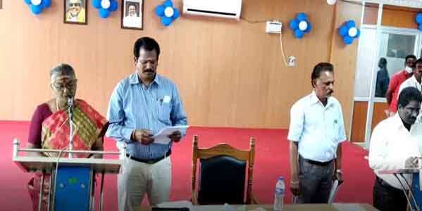 9 பேர் தாவிவிட்ட நிலையில் 2 பேர் காட்டிய விஸ்வாசம்