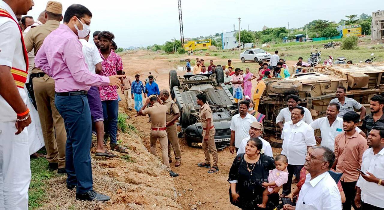 விபத்தில் சிக்கிய குடும்பத்தினருக்கு உதவிய கள்ளக்குறிச்சி ஆட்சியர்!