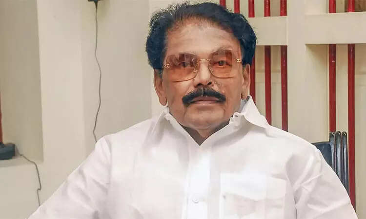 டிட்வா புயலால் 16 கால்நடைகள் மரணம்... 24 குடிசைகள் சேதம் - அமைச்சர் சாத்தூர் ராமச்சந்திரன்..!