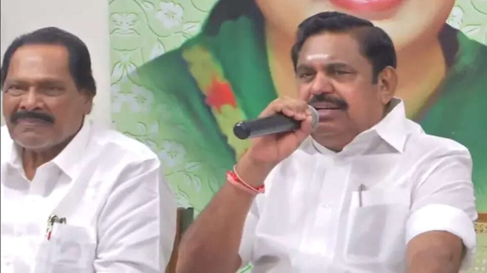 சிலர் கனவு தான் உடைந்தது.. அதிமுக உடையவும் இல்லை;  சிதறவும் இல்லை - பழனிசாமி பேச்சு.. 