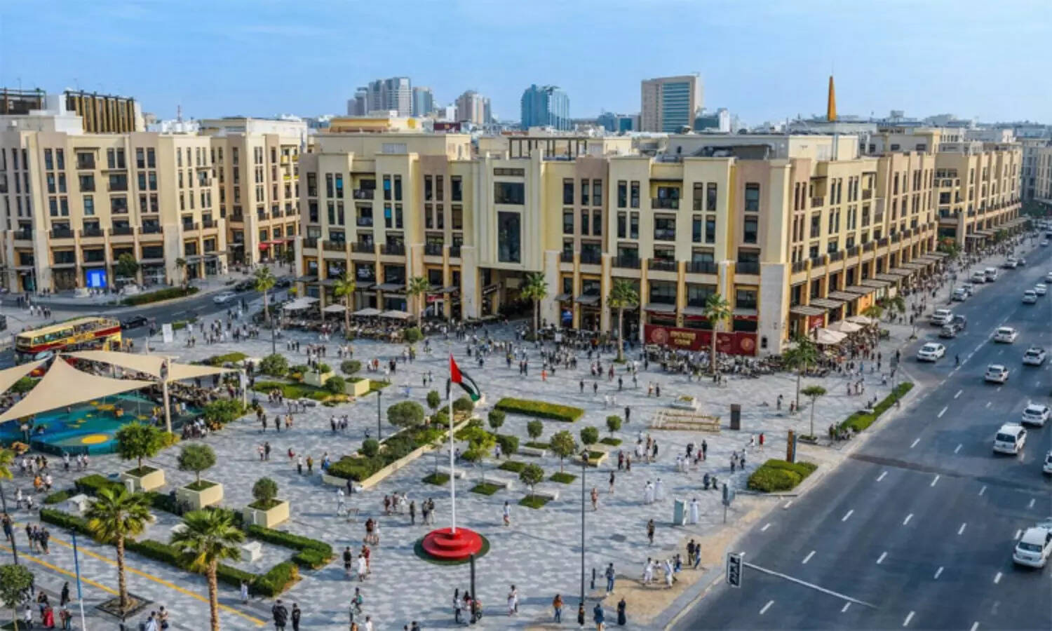 உலகின் முதல் 'தங்கத் தெரு'! 1,000 நகைக்கடைகள்! - துபாயின் புதிய அடையாளமாகும் 'கோல்டு டிஸ்ட்ரிக்ட்'.