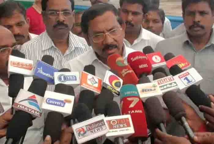 மாஃபா பாண்டியராஜன் திமுகவில் இணைவதை ஸ்டாலின்தான் முடிவெடுப்பார்- சேகர்பாபு