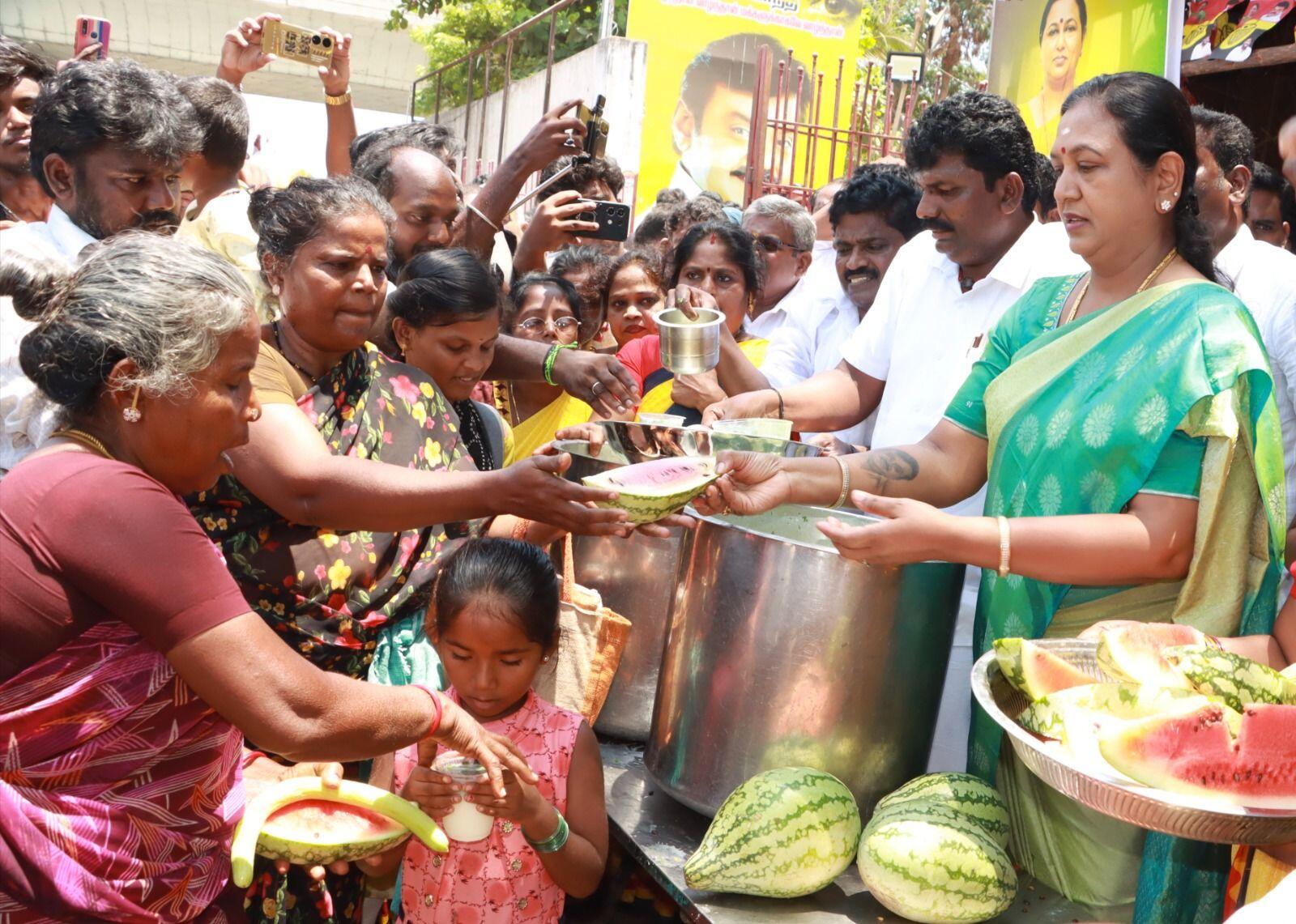 சென்னையில் மிக குறைவான வாக்குப்பதிவு பதிவாகியுள்ளது தலைகுனிவான நிகழ்வு - பிரேமலதா விஜயகாந்த் பேட்டி..!